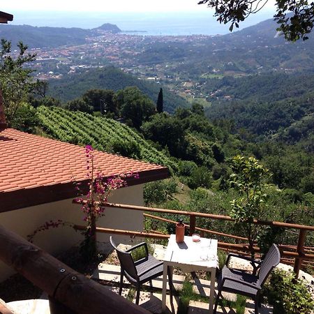 The House In The Green Affitta Camere Casarza Ligure Exterior photo